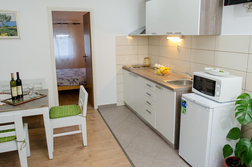 Olive Garden Apartments Čilipi Habitación foto